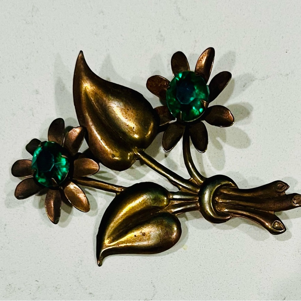 1940s Copper Floral Brooch w/ Emerald Green Rhinestones Collectible